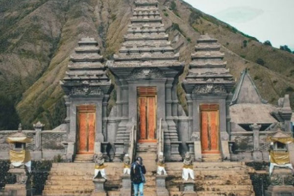 Pura Luhur Poten