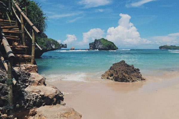 Pantai Ngandong